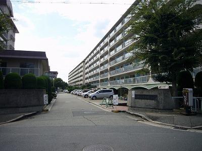 日商岩井箕面ハイツ