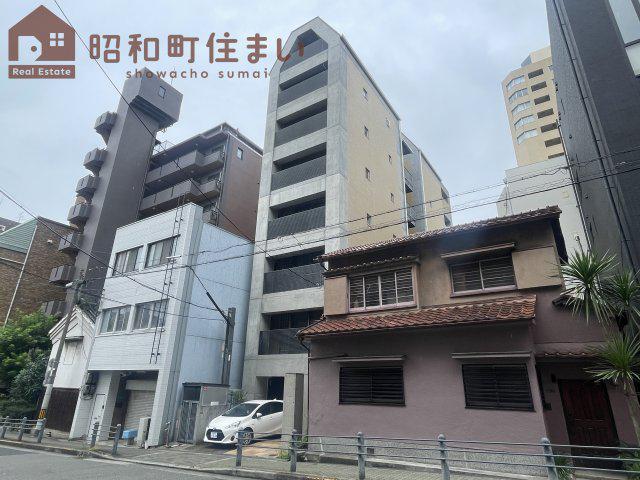 FLAT INN UESHI