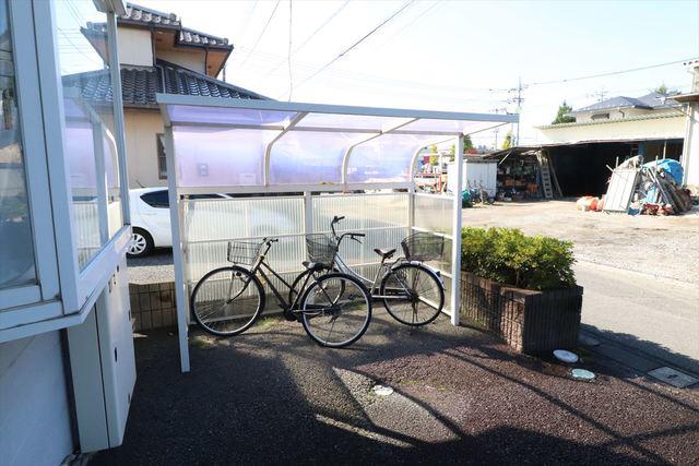 リゼルブ・クキ