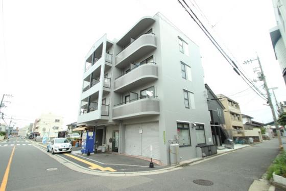 ロイヤルエムズ