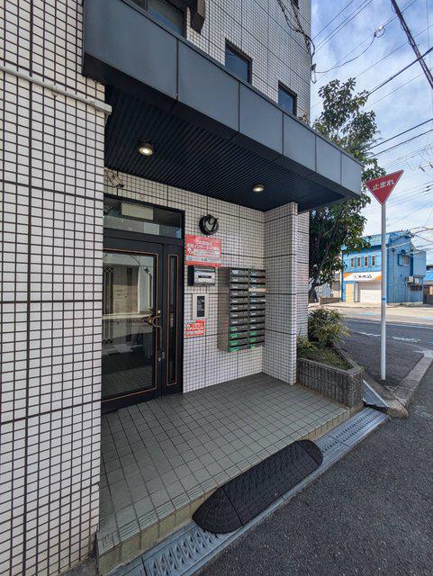 フラットY