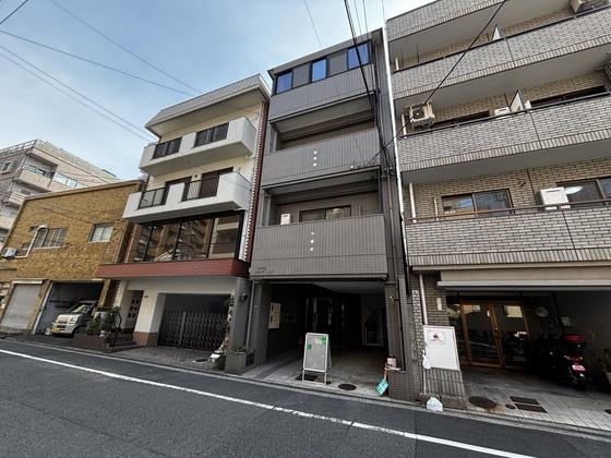 ラーク宝町(1K/3階)