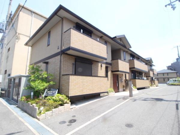 パシオーネA棟