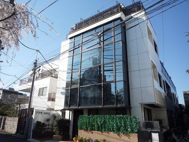 プラザカネコ