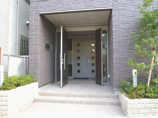 GRANDE MAISON AYA