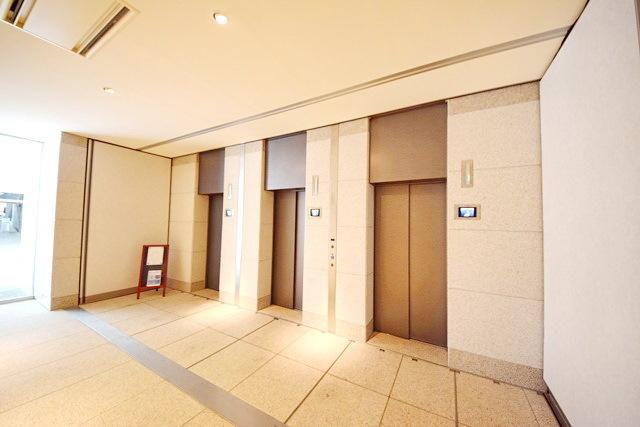 BLUE HARBOR TOWERみなとみらい