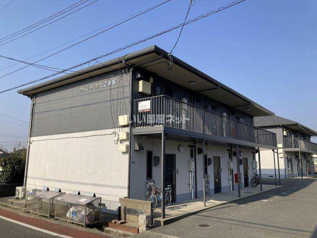 グランディアス壱番館