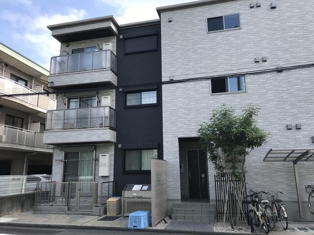 LAVING COURT 戸田
