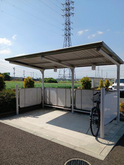 メゾン ラフレIV