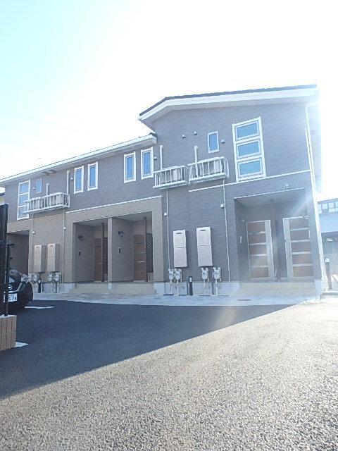 小田急小田原線 愛甲石田駅 徒歩11分 2階建 築7年
