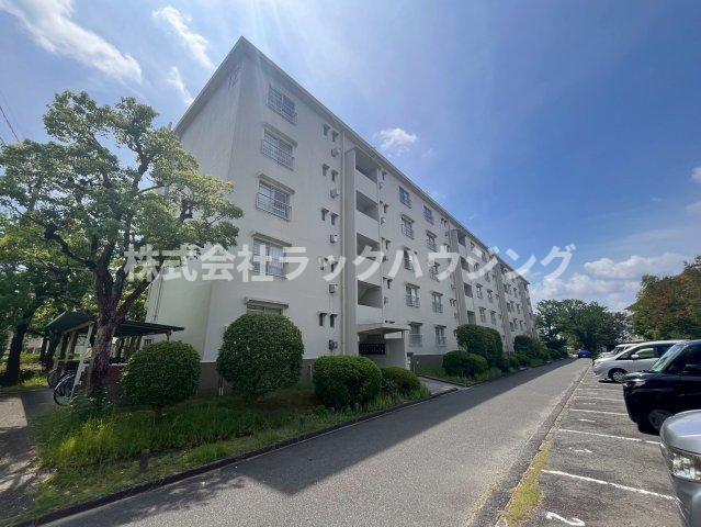 山田池団地12号棟