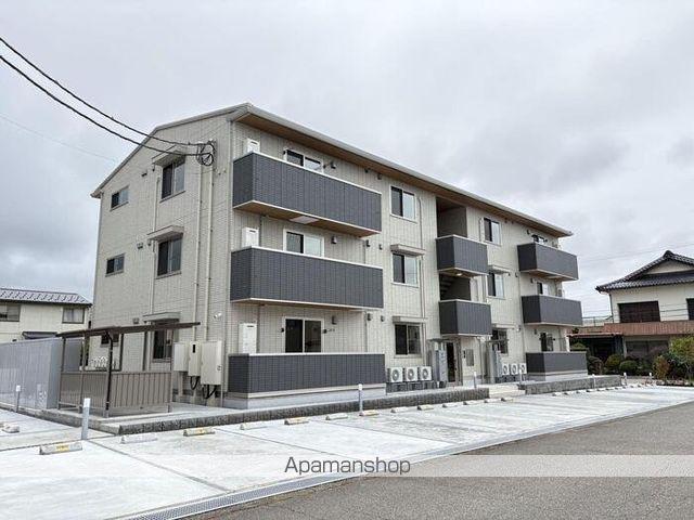 石川県金沢市 3階建 築1年