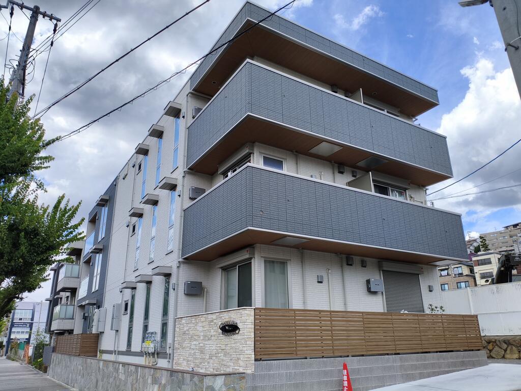 サンセべリア夏原