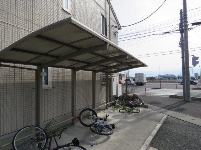 サンモールB棟