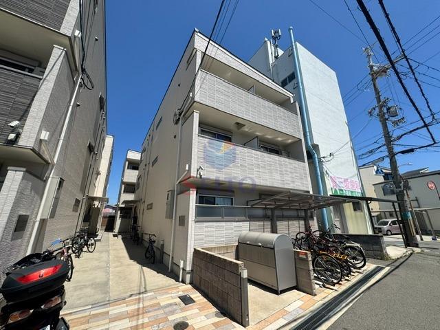 クリエオーレ庄内栄町III