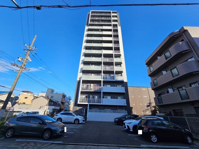 グランパークタワー
