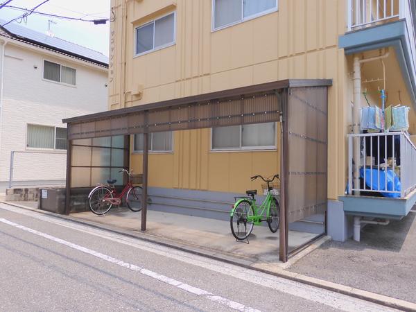サコマンション