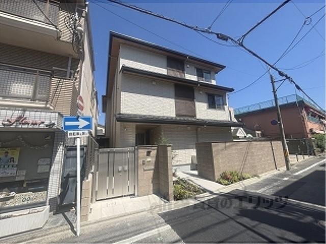 シャーメゾン マーサ東山