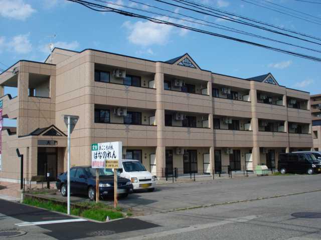 富山地鉄富山市内線 南富山駅前駅 徒歩8分 3階建 築17年