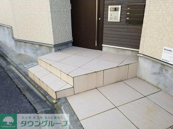 GRANDTIC 栄生