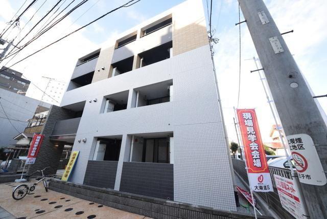 ライゼ京王八王子