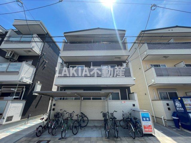 F MAISON LORE III番館