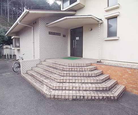 ヴィラージュ岩倉