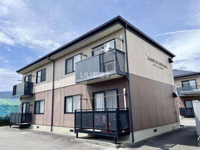 メゾンドシュヴァリエ(2K/2階)