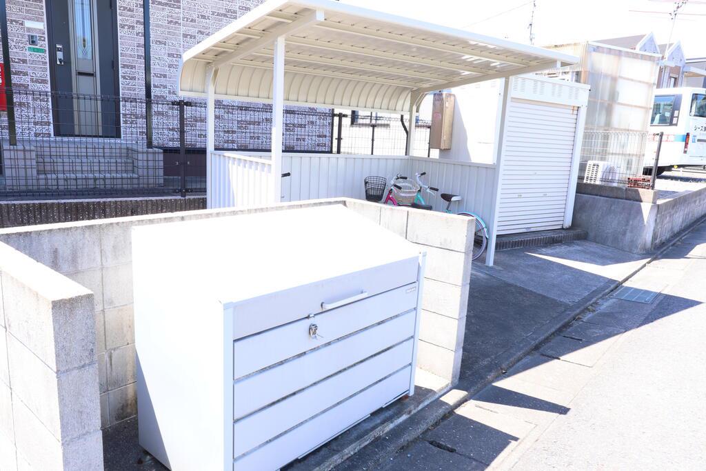グランシャリオ A棟