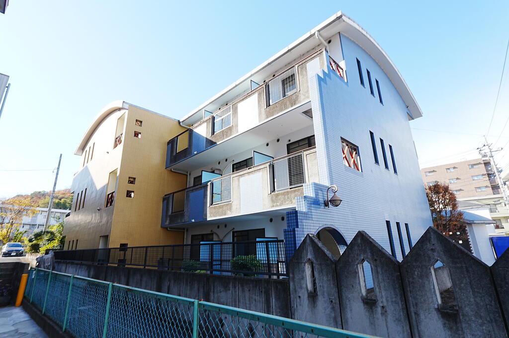 BELLE COLLINE -ベルコリーヌ-