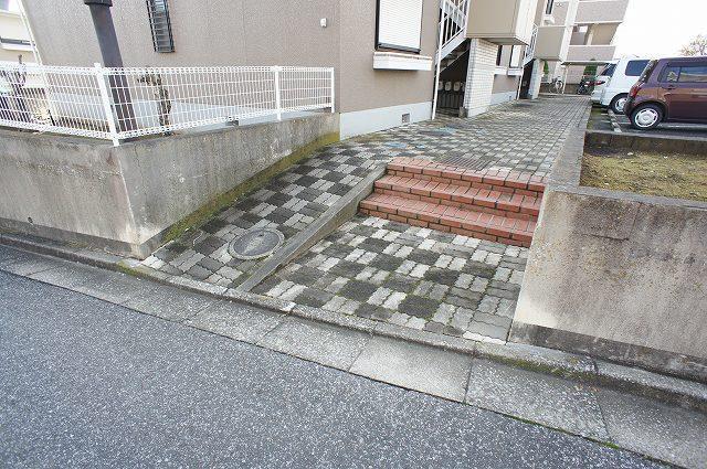 ロイヤルタウン泉C棟