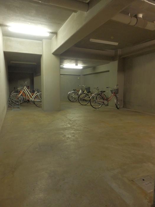 カーサ巴南蔵院II
