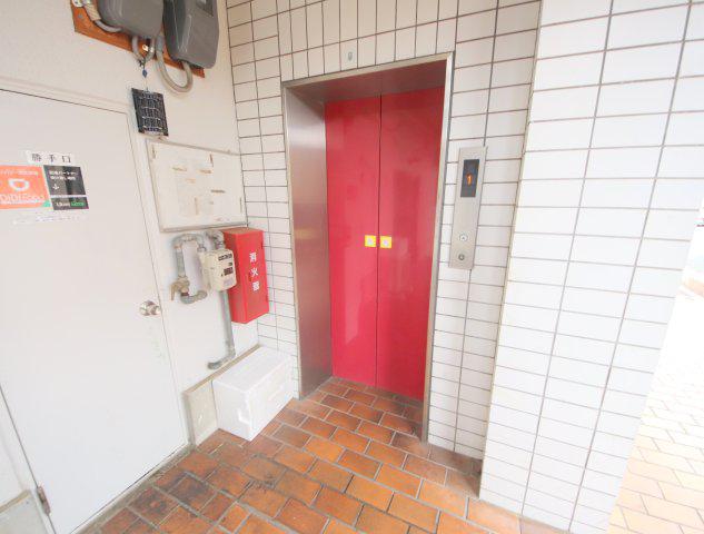 近鉄奈良線 新大宮駅 徒歩14分 4階建 築37年
