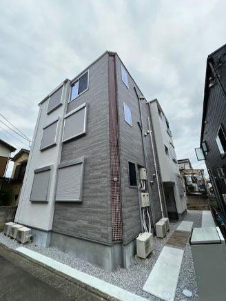 TOKUMARU RESIDENCE