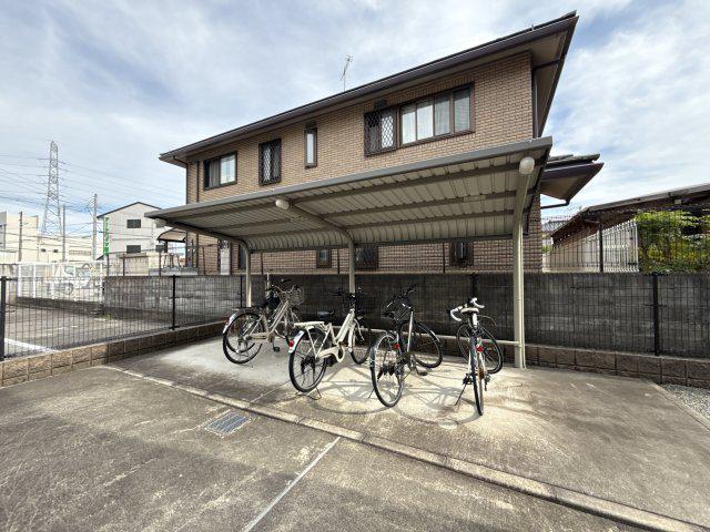 サンパレス安室