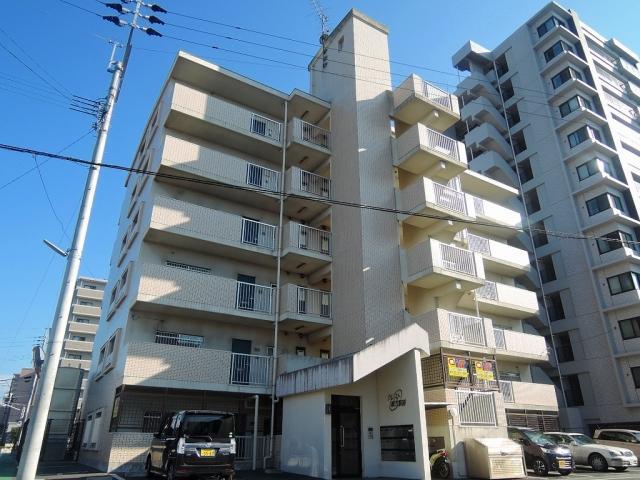 クレスト直方駅前