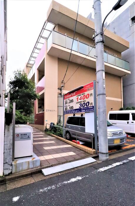 Eラオジア