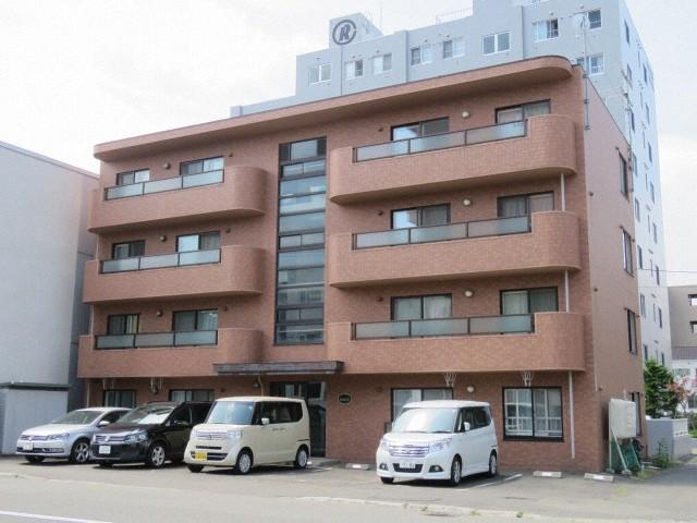 地下鉄南北線 北２４条駅 徒歩5分 4階建 築24年