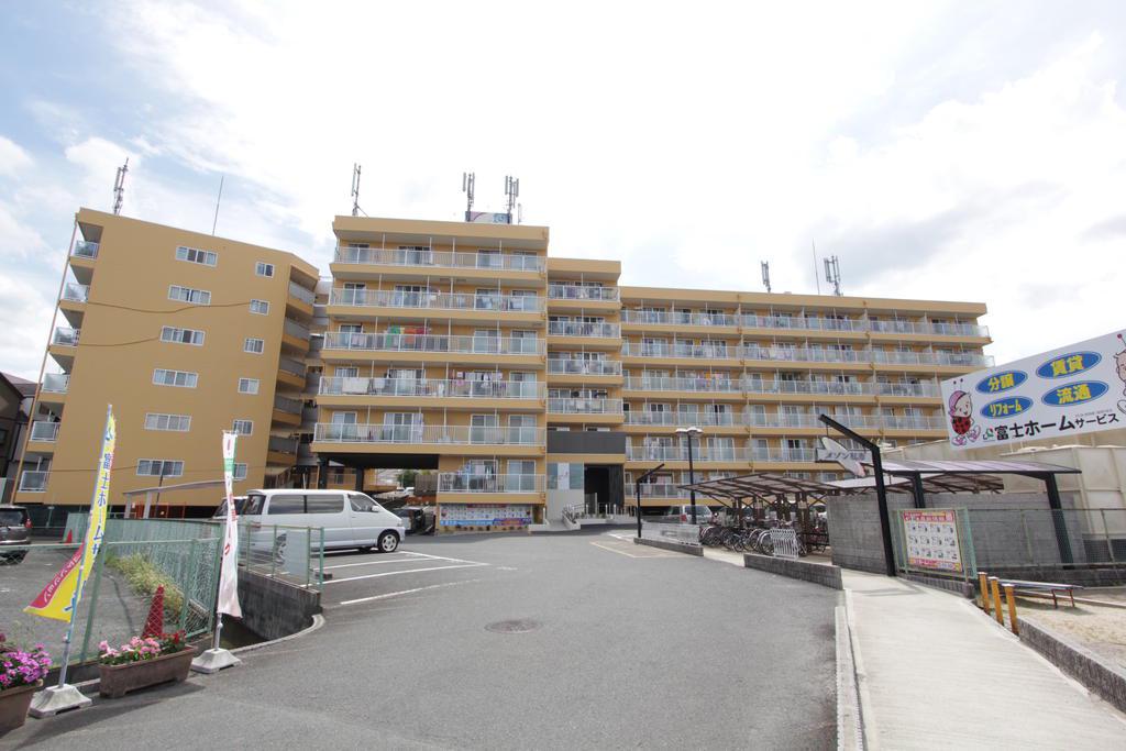 メゾン私市A棟