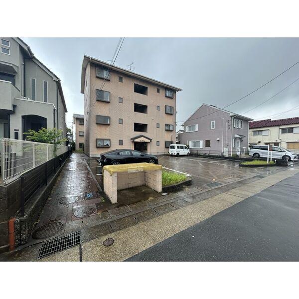 ジーライズ西味鋺A棟(2LDK/1階)