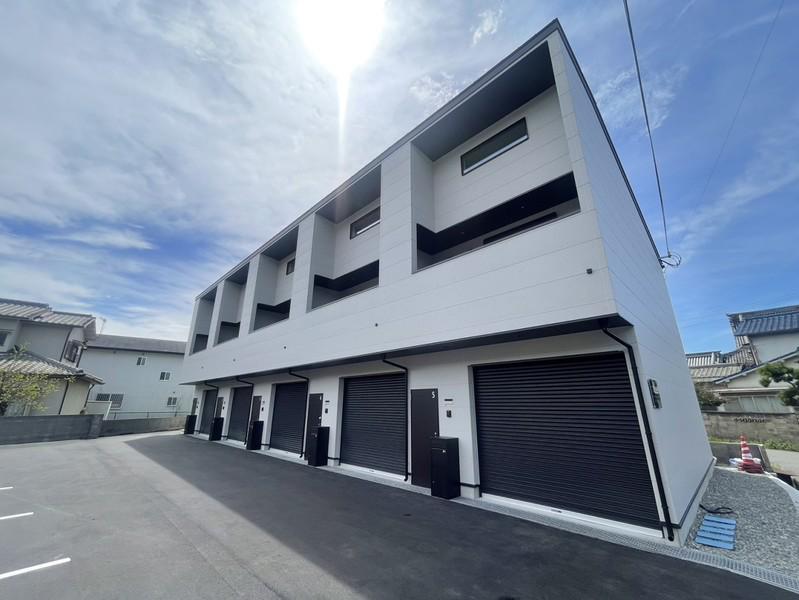 RGARAGE KAMADA(1LDK/1階)