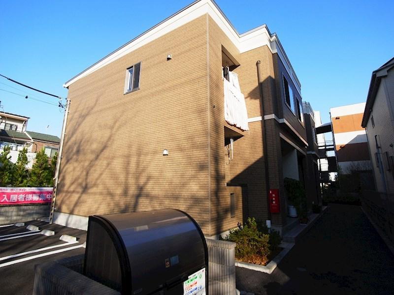 E・Mグローリア