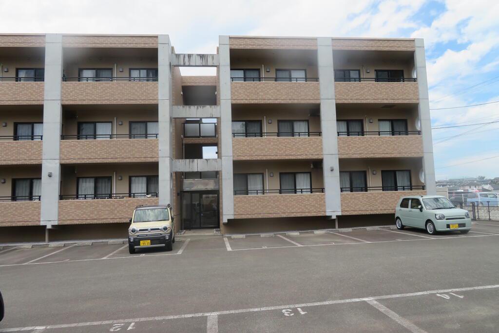 ストーンヒル加納(1LDK/2階)の外観写真