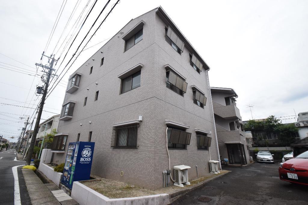 ロイヤル西崎