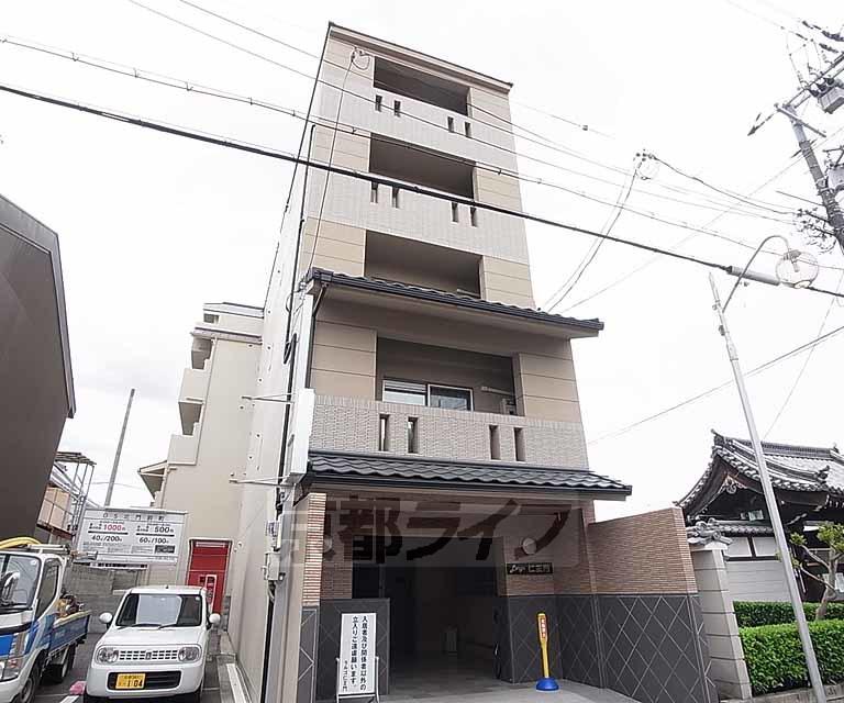 ラルゴ仁王門
