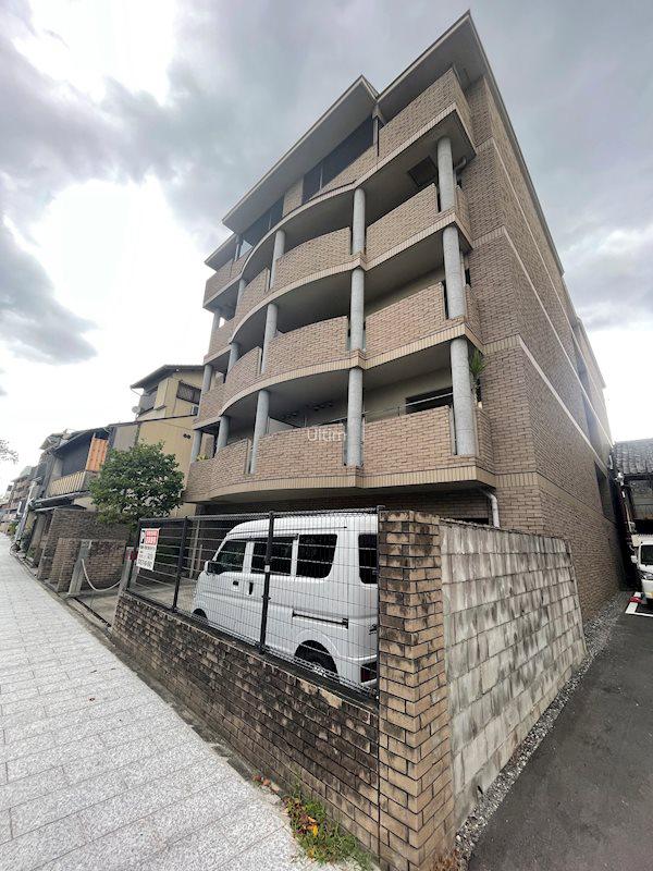 メゾンパーマネンス