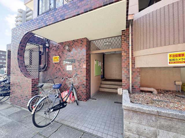 ジュネス原