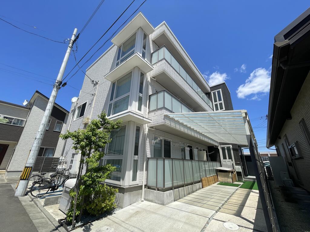 アルーア