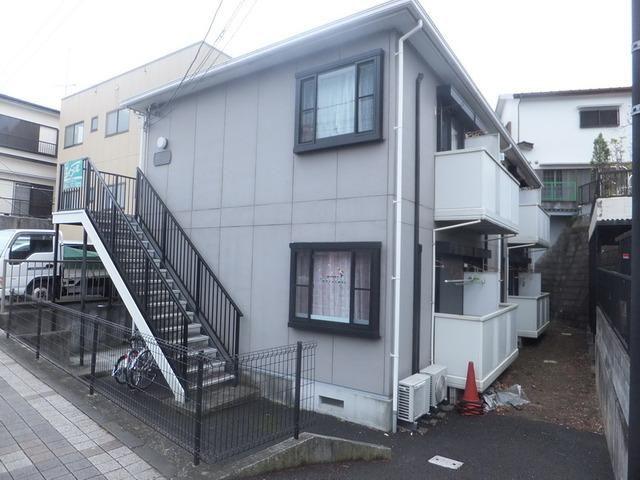 ステージア