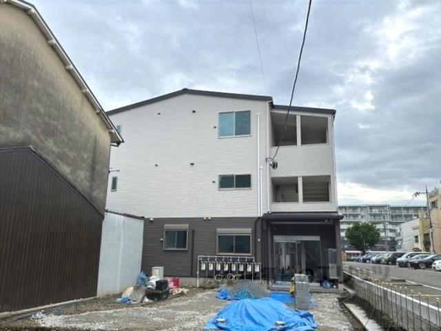 PLUME葛野三条